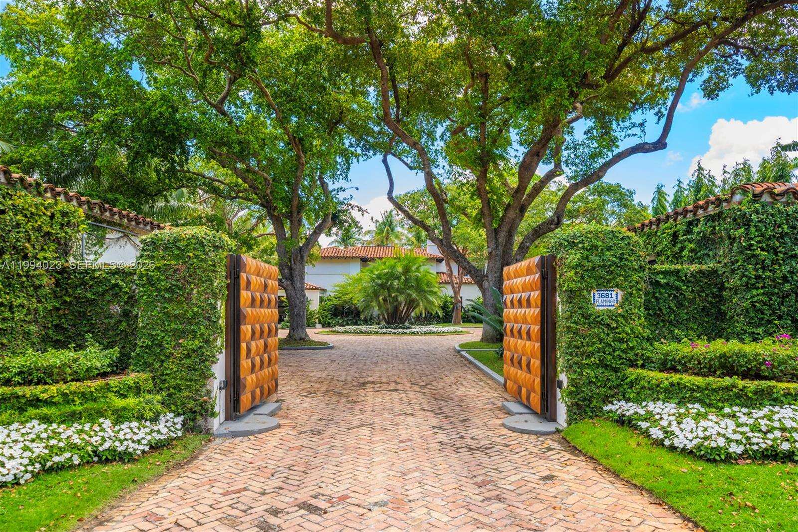 3681 Flamingo Dr, Miami Beach, FL 33140 | Picture 16