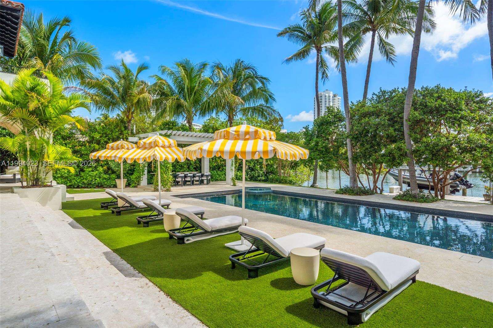 3681 Flamingo Dr, Miami Beach, FL 33140 | Picture 3