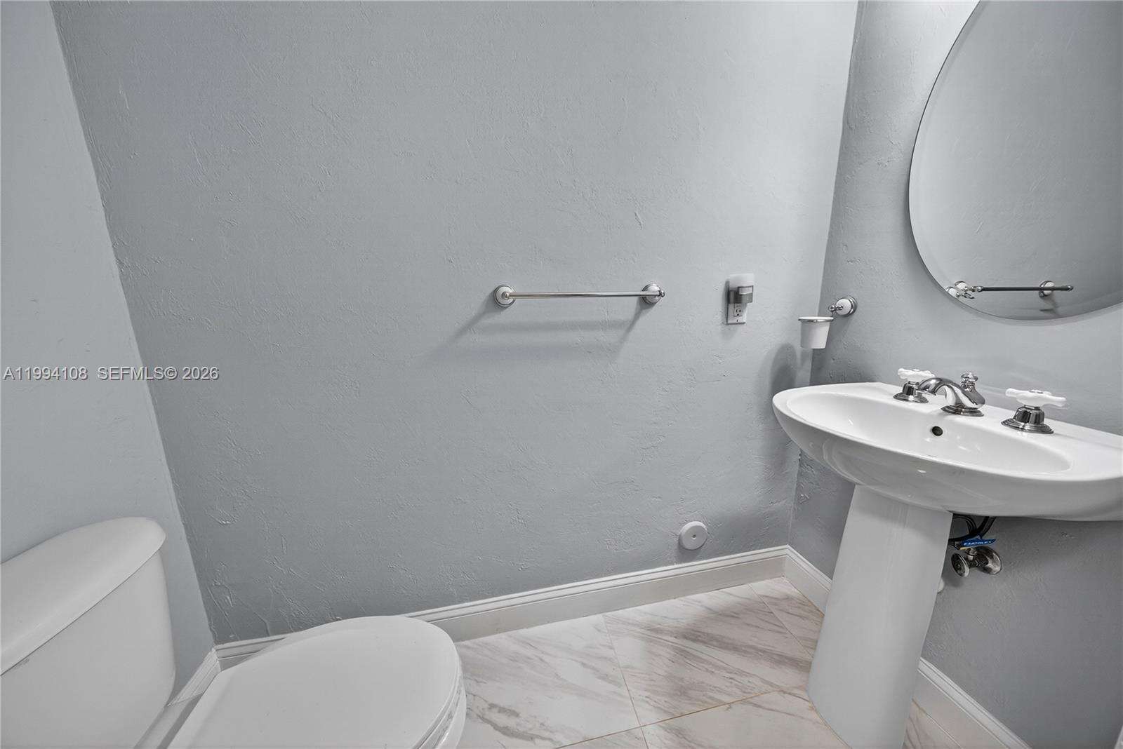 2801 Coral Shores Dr, Fort Lauderdale, FL 33306 | Picture 33