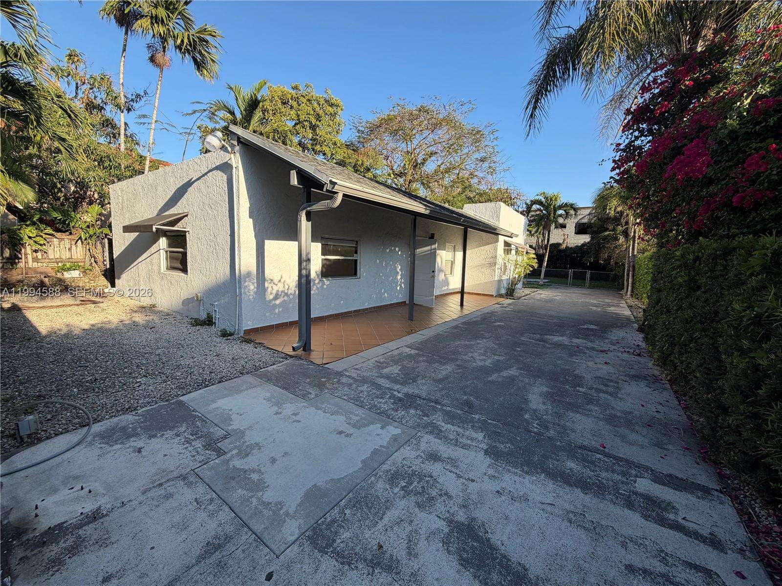 3373 29th Ter, Miami, FL 33133 | Picture 2