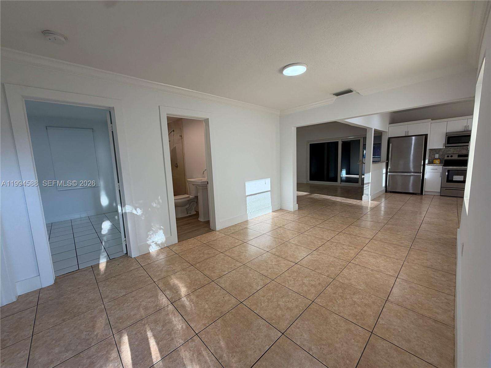 3373 29th Ter, Miami, FL 33133 | Picture 10