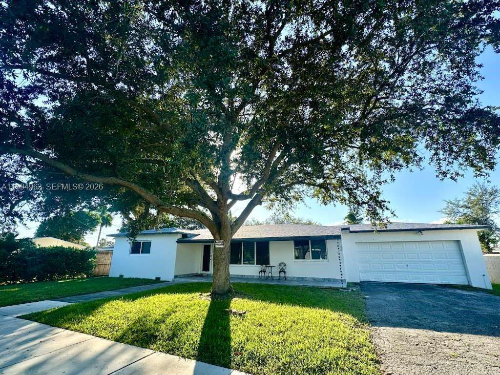 628 6th Ave, Hallandale Beach, FL 33009 | Picture 2