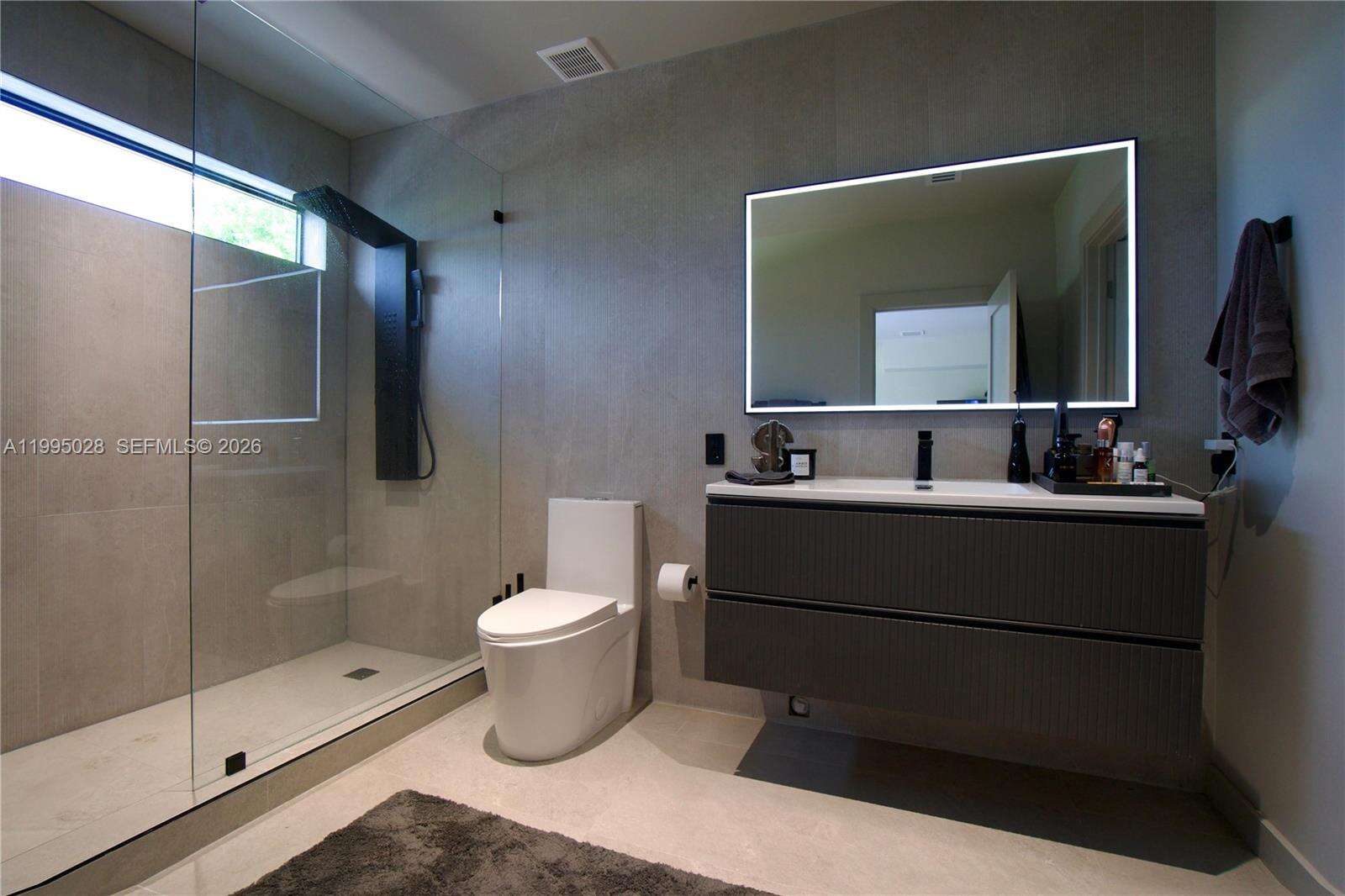 2155 25th Ter, Miami, FL 33133 | Picture 11