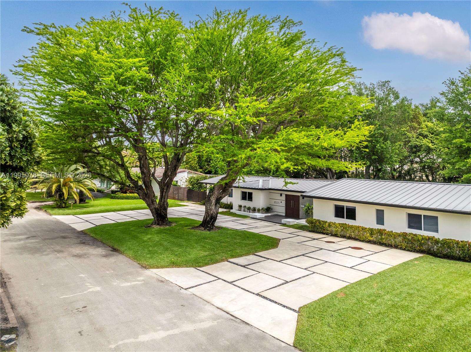 8525 54th Ct, Miami, FL 33143 - For Sale photo 11