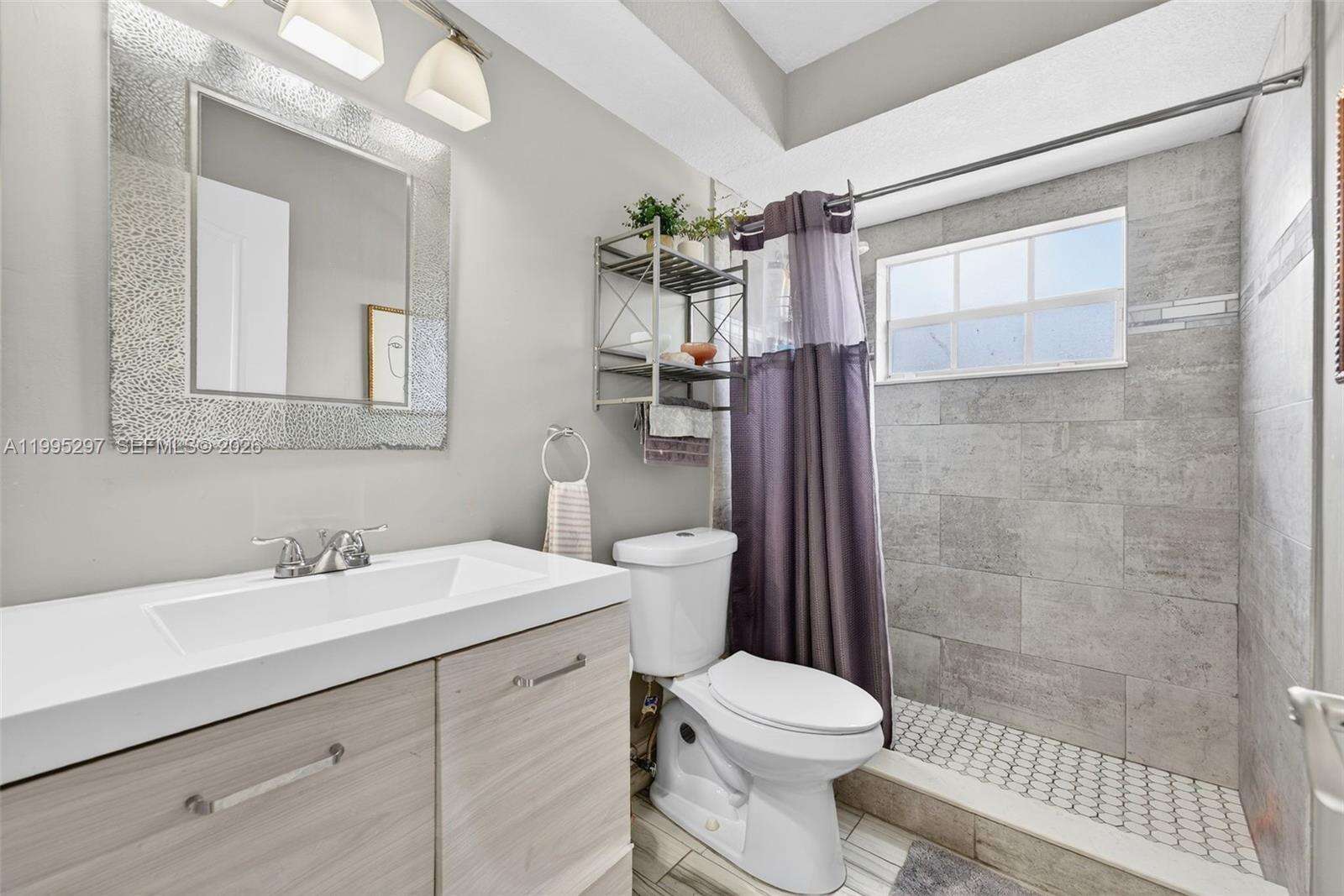 17201 150th Ct, Miami, FL 33187 | Picture 17