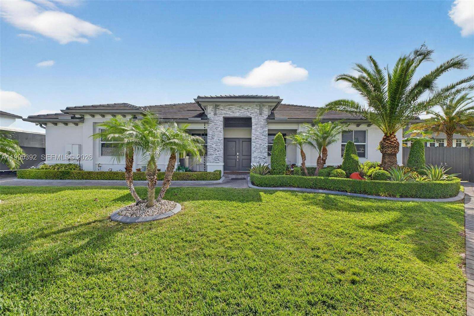 29215 167th Ct, Homestead, FL 33030 - For Sale photo 1