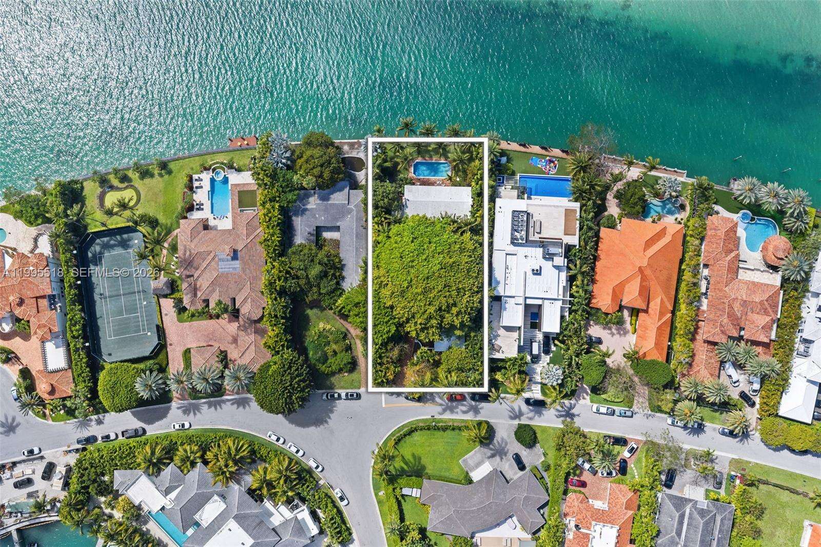 220 Bal Bay Dr, Bal Harbour, FL 33154 | Picture 3