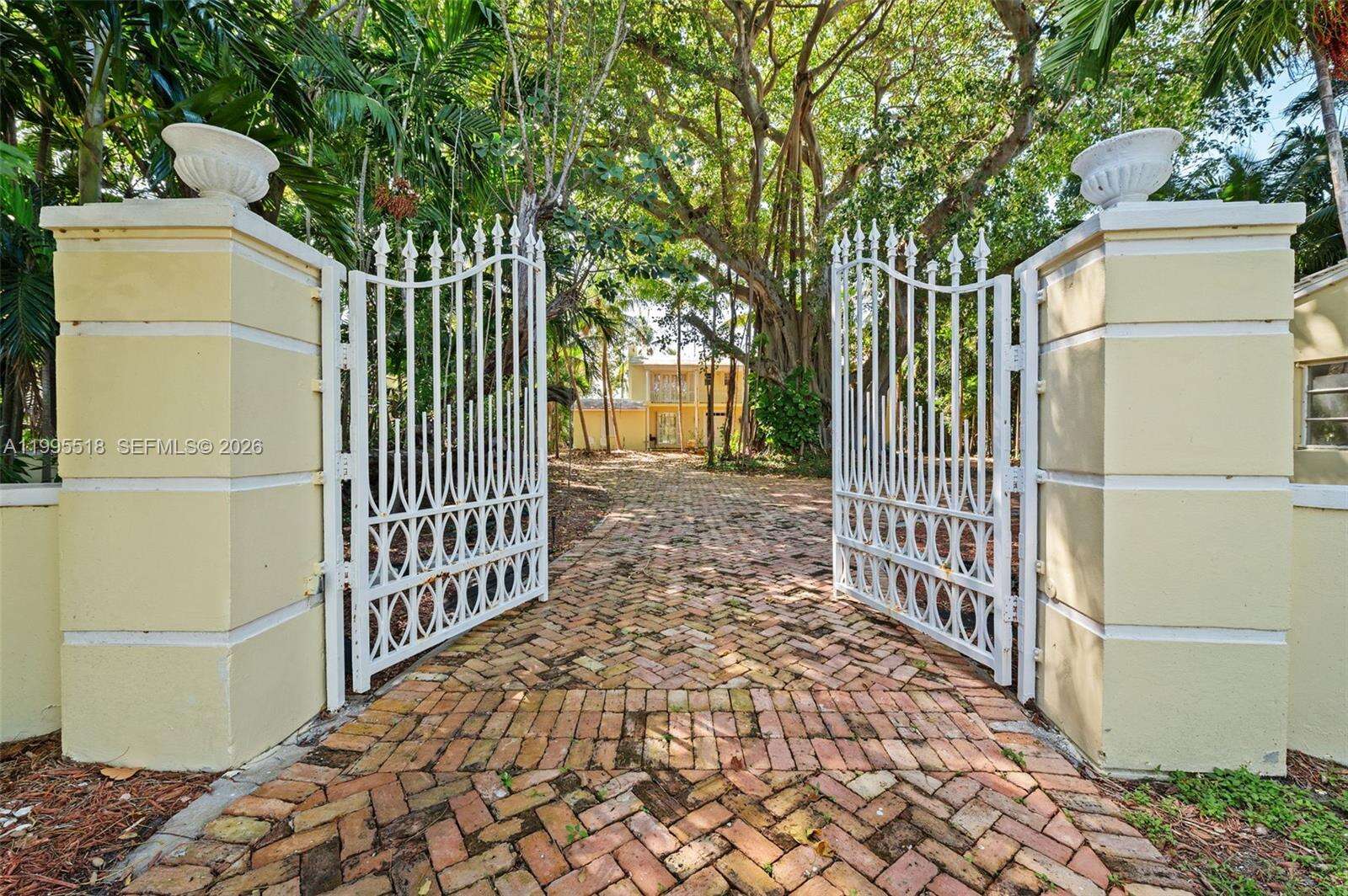 220 Bal Bay Dr, Bal Harbour, FL 33154 | Picture 5