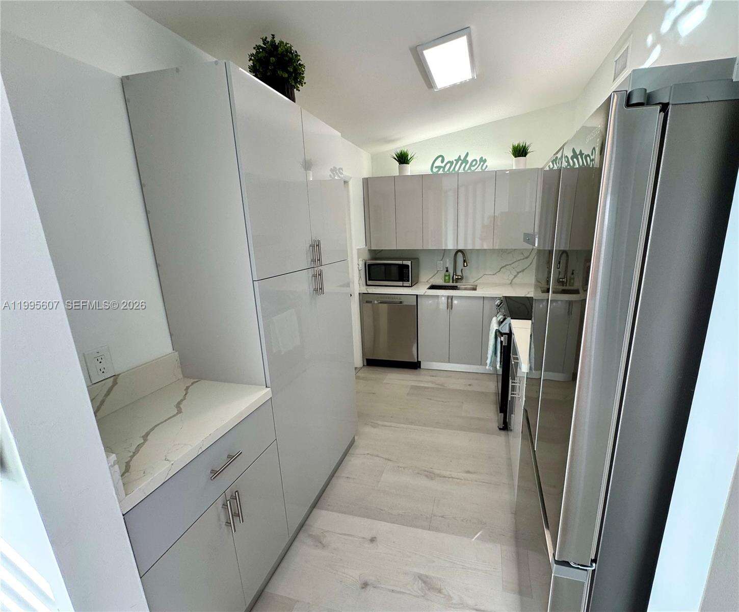 2406 Marathon Ln, Fort Lauderdale, FL 33312 | Picture 17