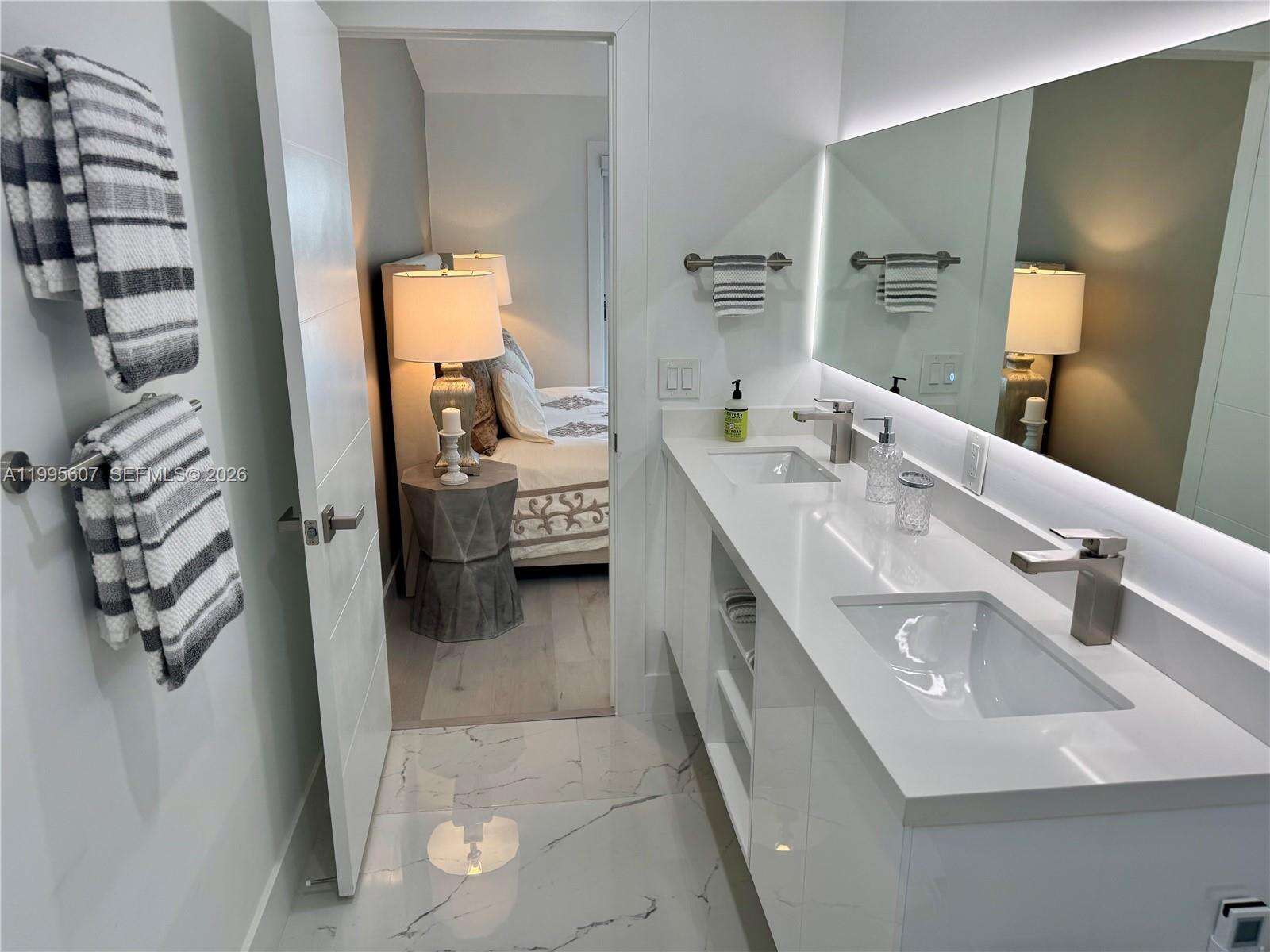 2406 Marathon Ln, Fort Lauderdale, FL 33312 | Picture 30