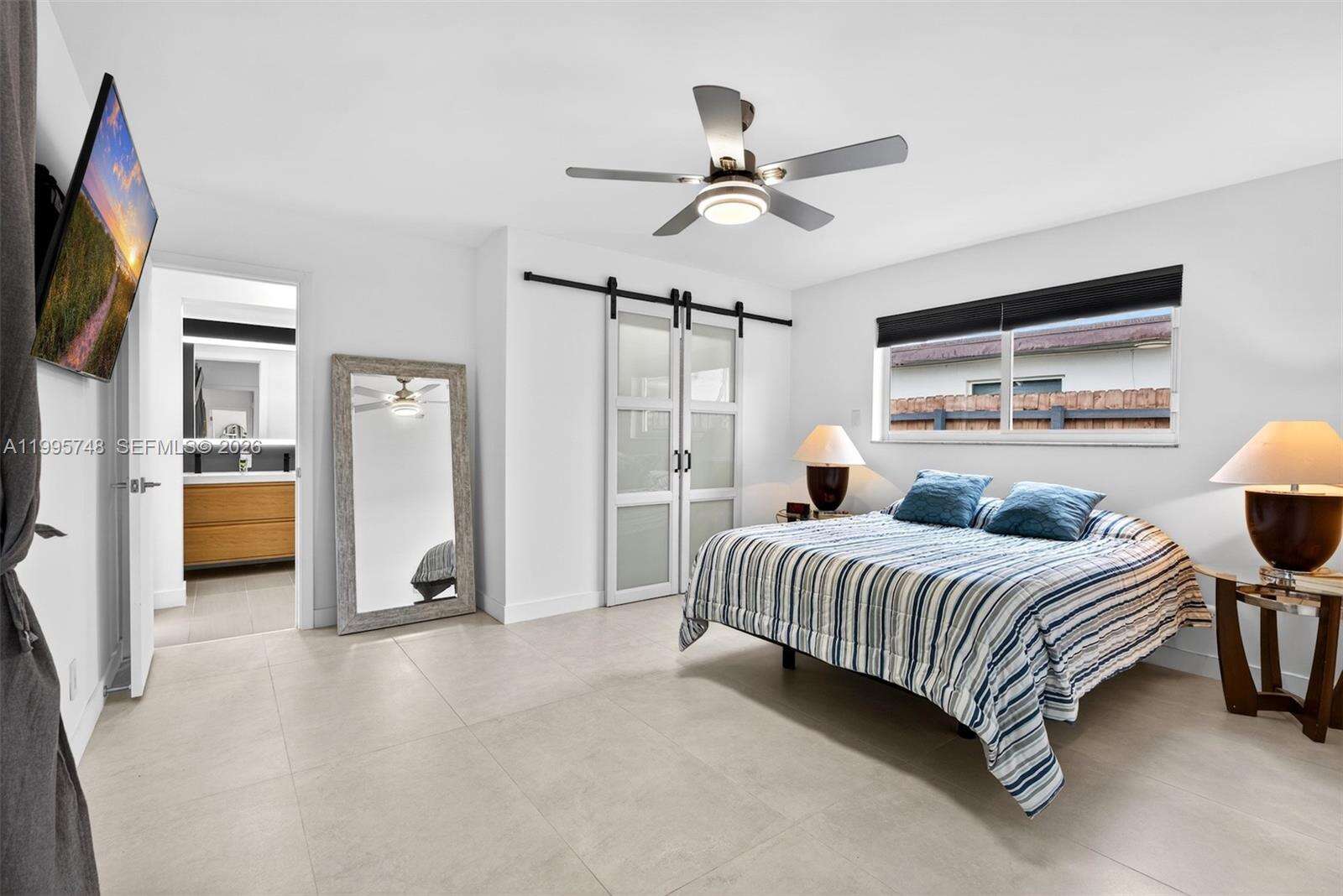 763 Rainbow Dr, Hollywood, FL 33021 | Picture 21