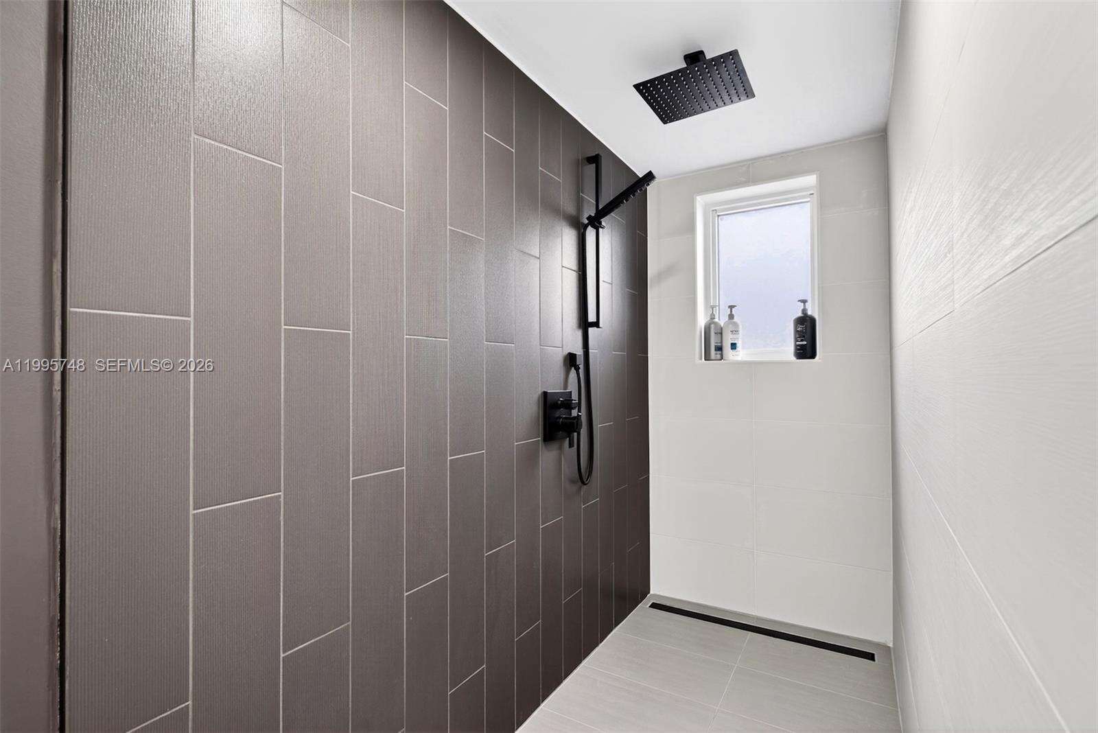 763 Rainbow Dr, Hollywood, FL 33021 | Picture 28