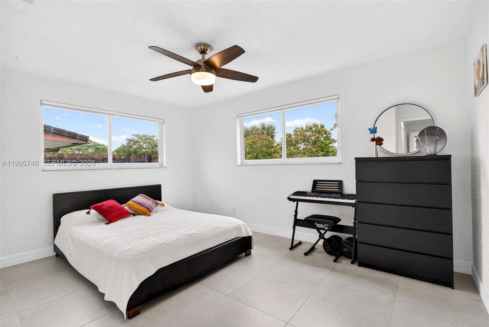 763 Rainbow Dr, Hollywood, FL 33021 | Picture 30