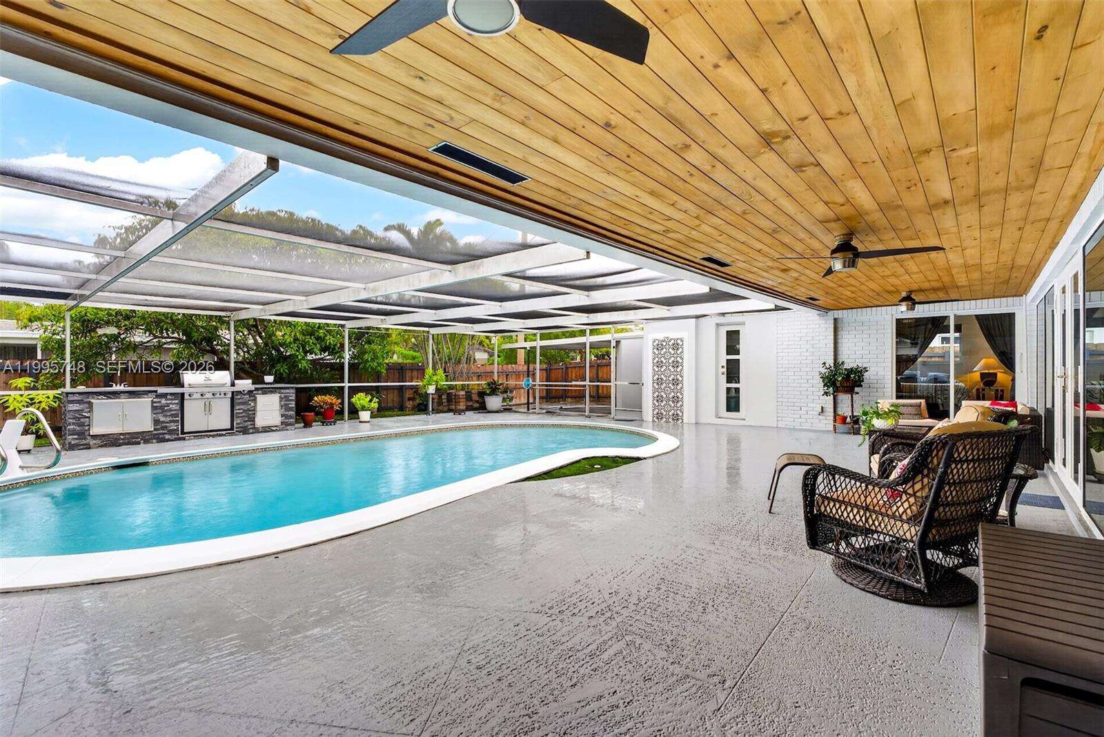 763 Rainbow Dr, Hollywood, FL 33021 | Picture 34