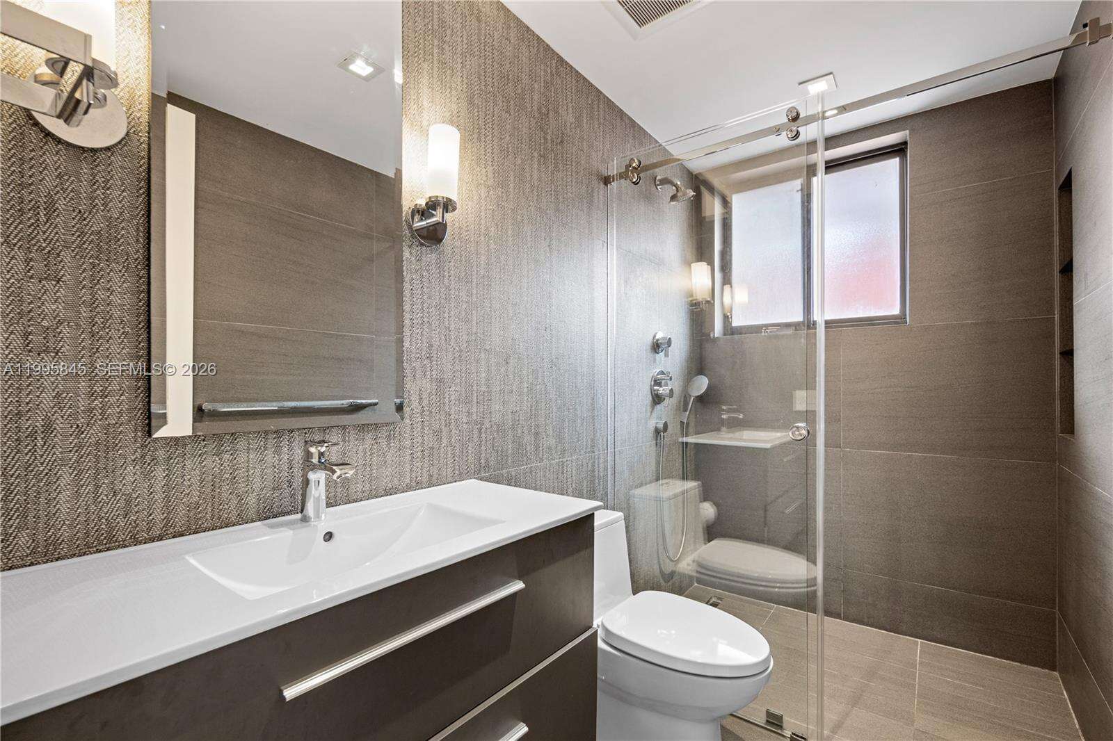 4002 Kumquat Ave, Miami, FL 33133 | Picture 13