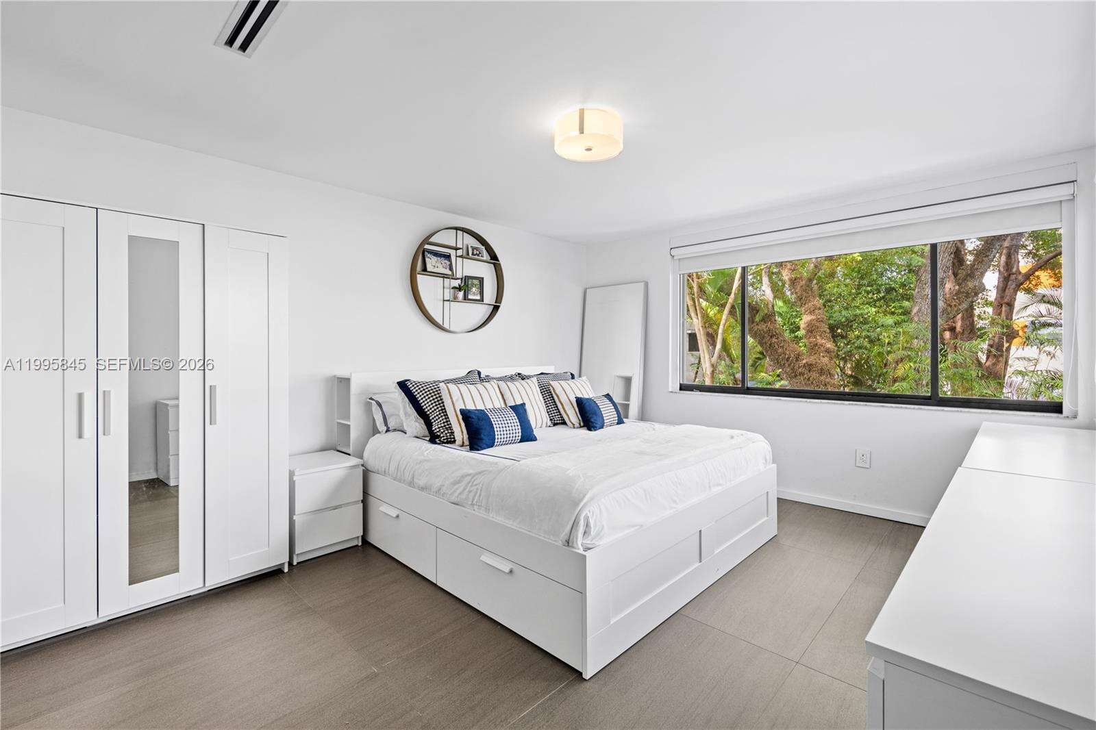 4002 Kumquat Ave, Miami, FL 33133 | Picture 8