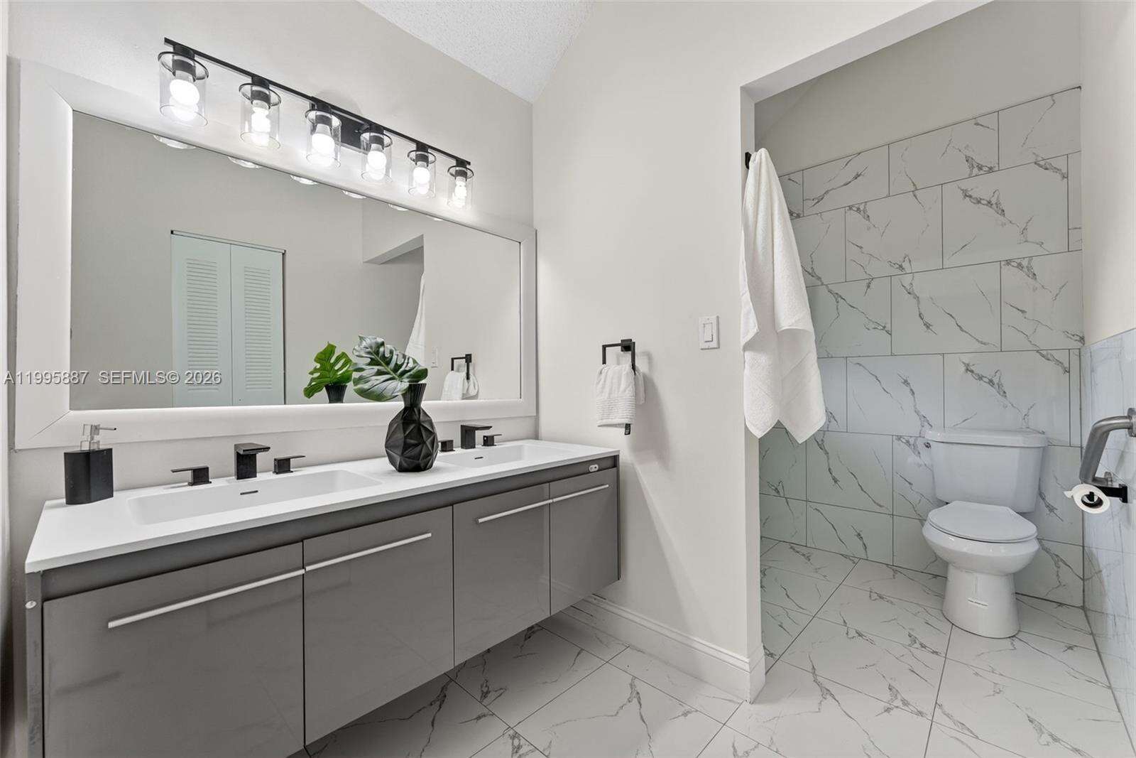 2710 Azalea Ave, Miramar, FL 33025 - For Sale photo 15