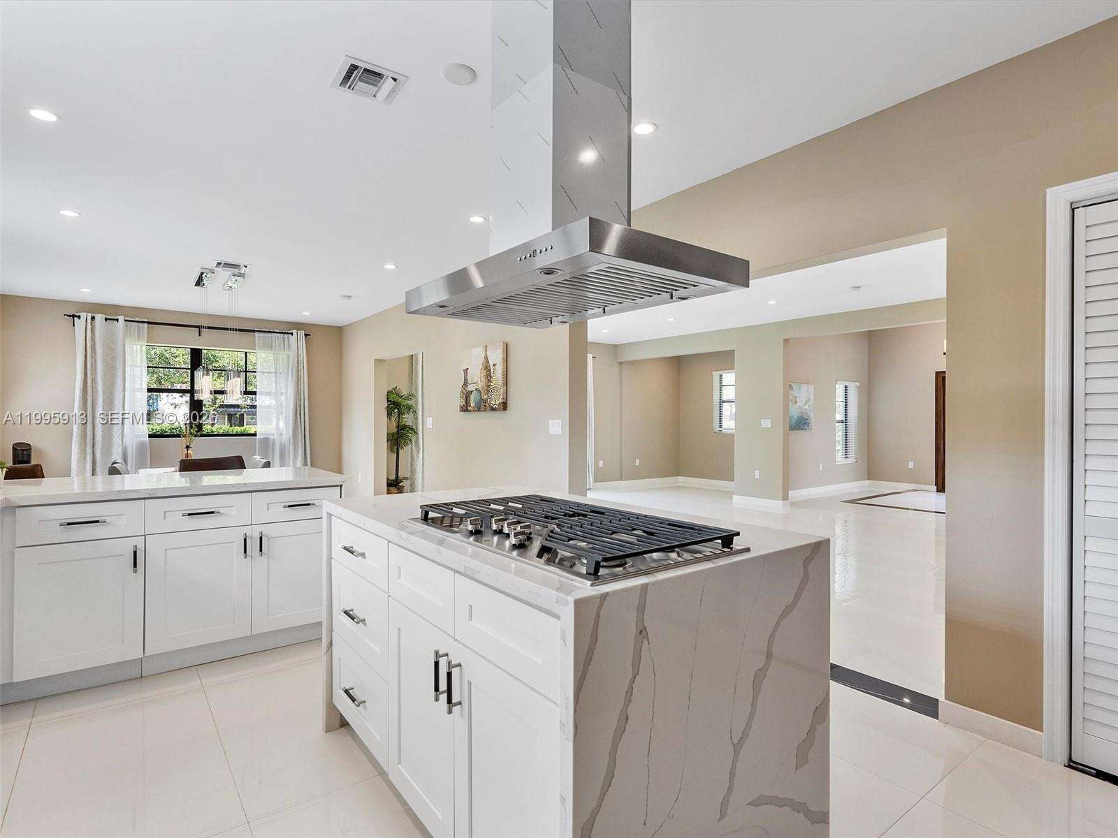 1500 Biarritz Dr, Miami Beach, FL 33141 | Picture 11