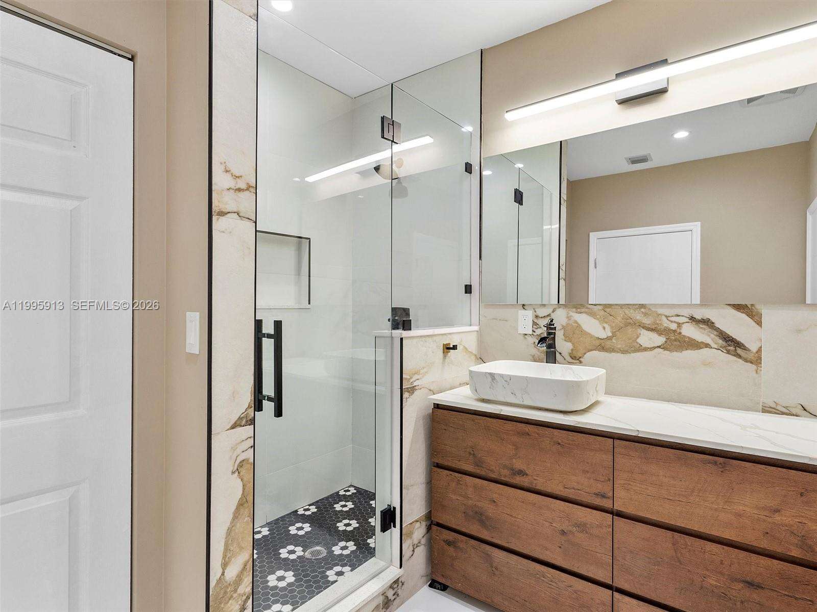 1500 Biarritz Dr, Miami Beach, FL 33141 | Picture 17