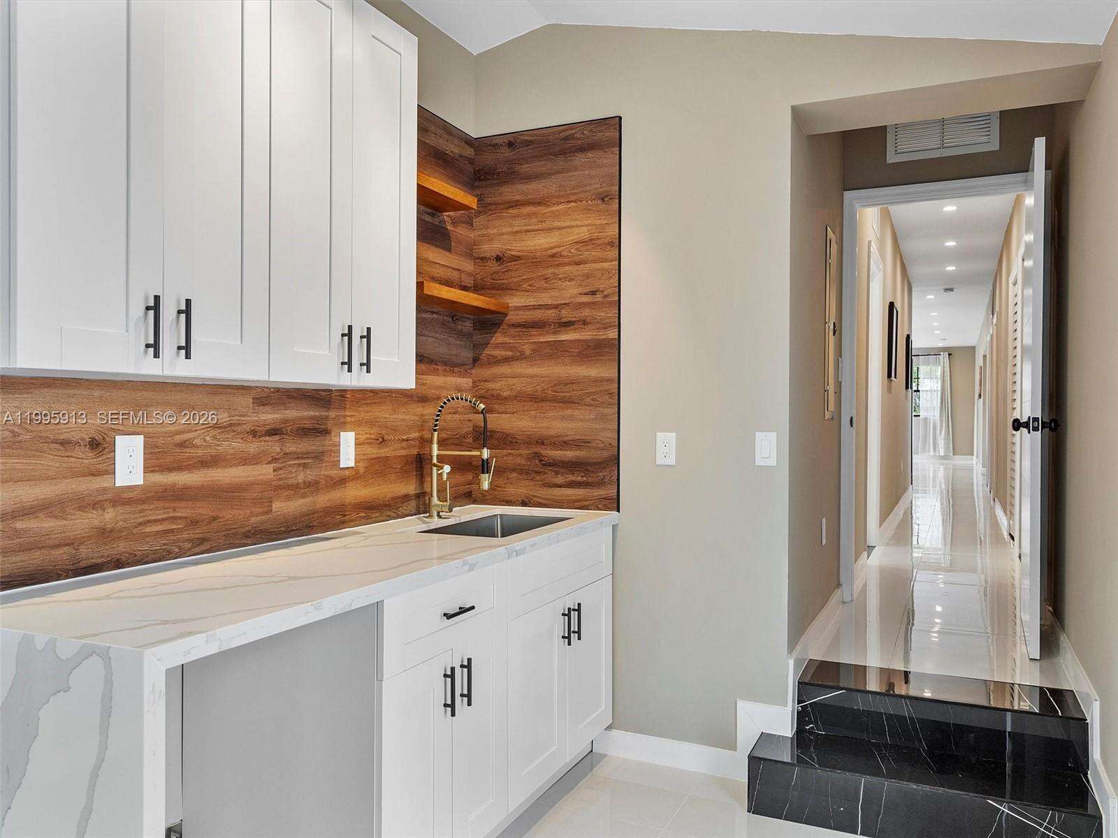 1500 Biarritz Dr, Miami Beach, FL 33141 | Picture 19