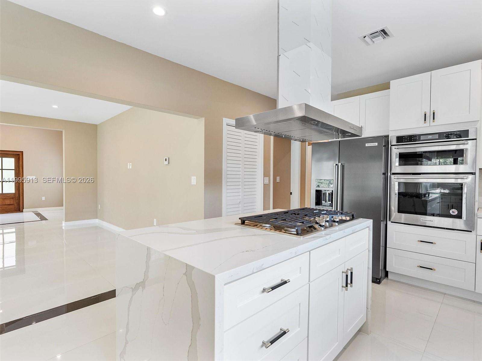 1500 Biarritz Dr, Miami Beach, FL 33141 | Picture 9