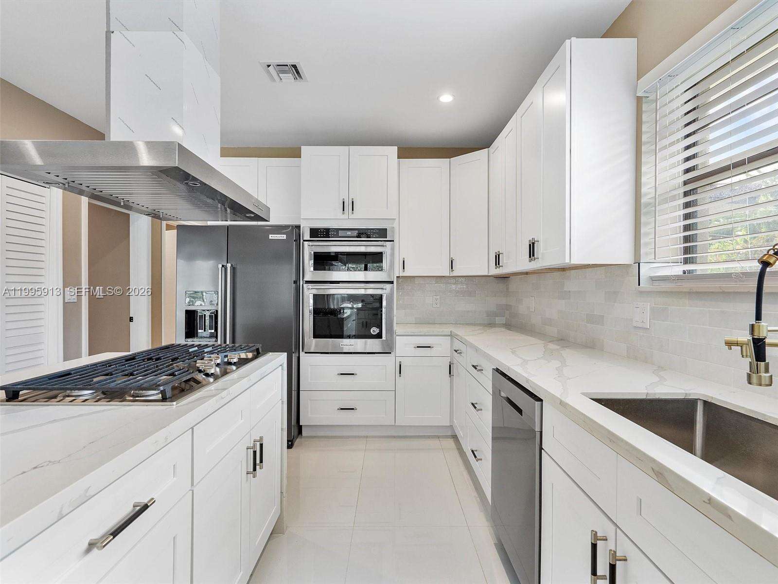 1500 Biarritz Dr, Miami Beach, FL 33141 | Picture 10