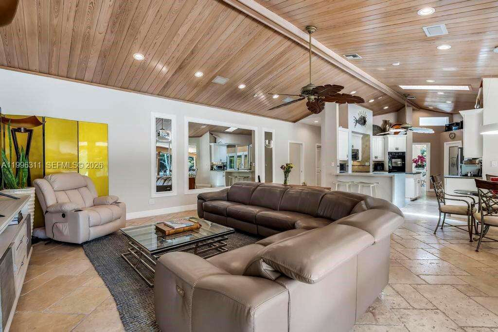 5328 Leitner Dr, Coral Springs, FL 33067 - For Sale photo 18