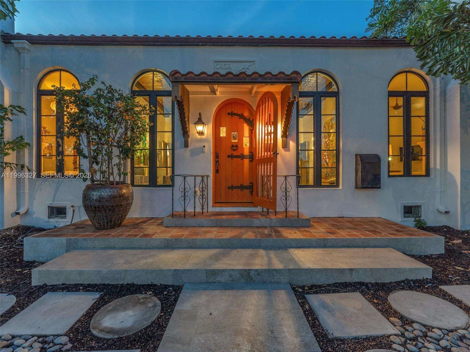 1321 Tyler St, Hollywood, FL 33019 | Picture 2
