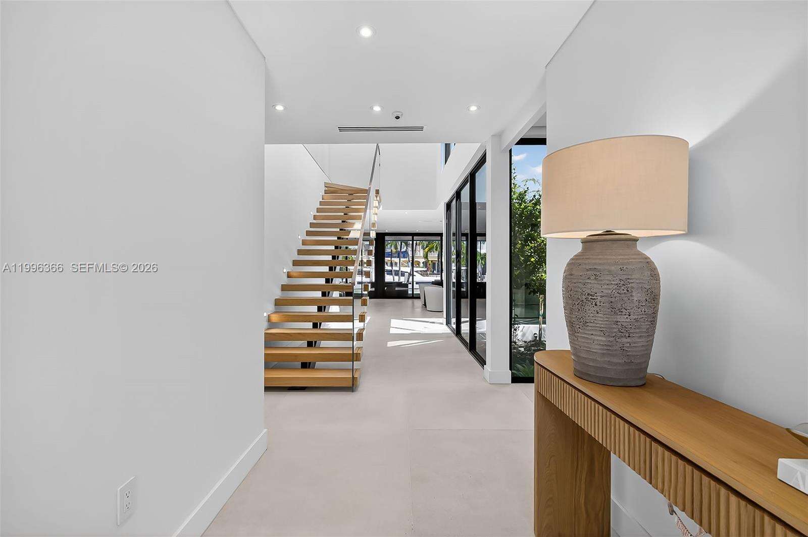 620 Solar Isle Dr, Fort Lauderdale, FL 33301 | Picture 17