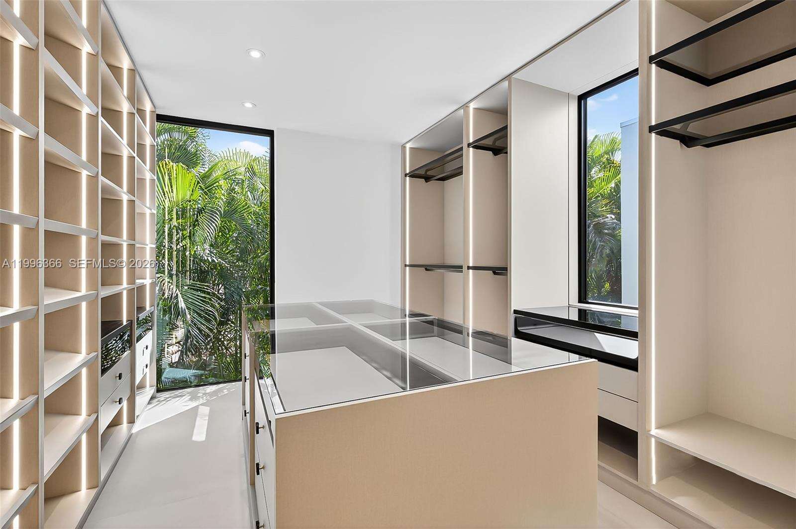 620 Solar Isle Dr, Fort Lauderdale, FL 33301 | Picture 53