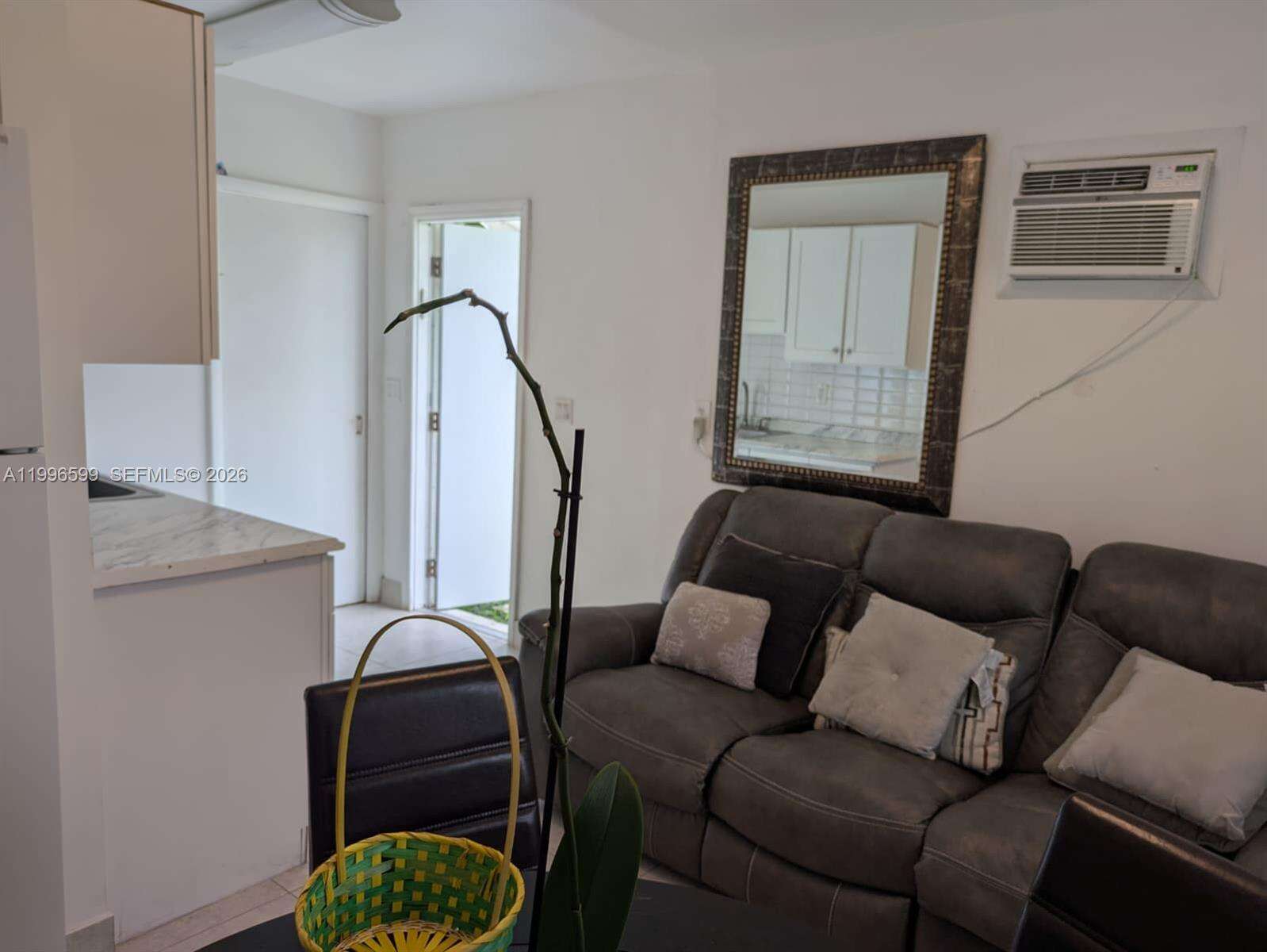 2116 Monroe Ter, Hollywood, FL 33020 | Picture 2