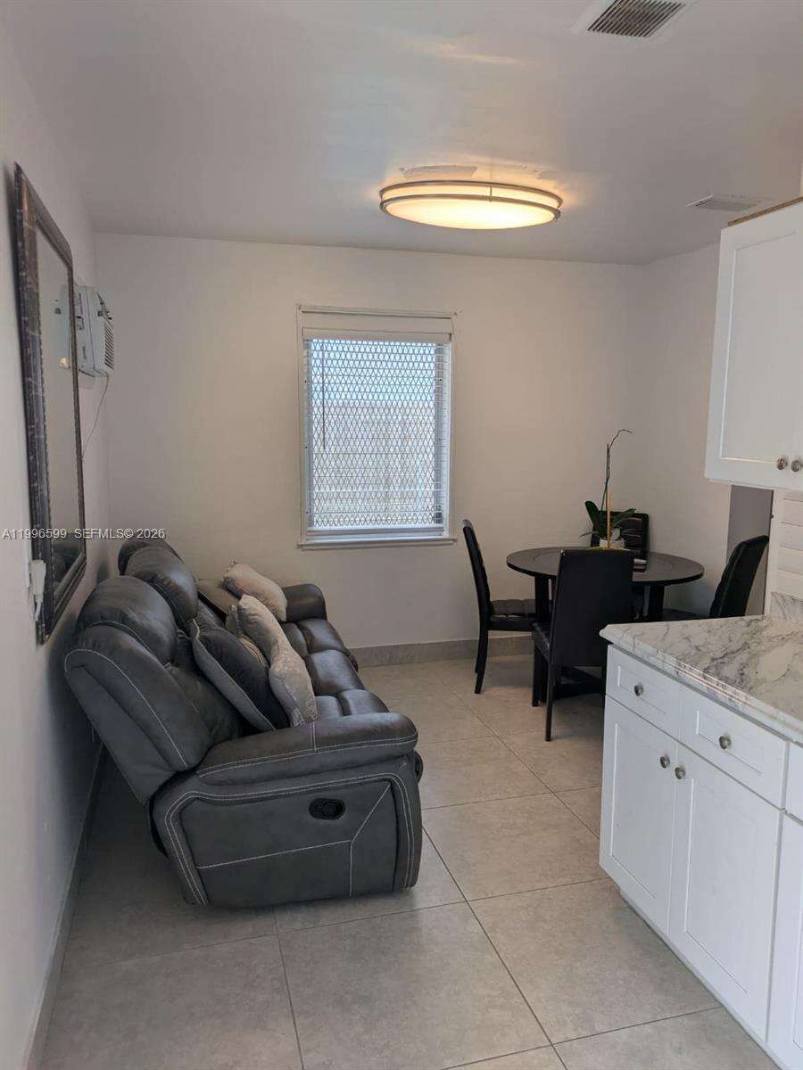 2116 Monroe Ter, Hollywood, FL 33020 | Picture 12