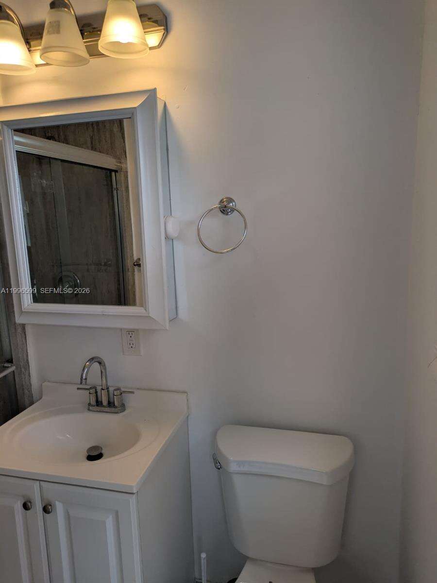 2116 Monroe Ter, Hollywood, FL 33020 | Picture 13