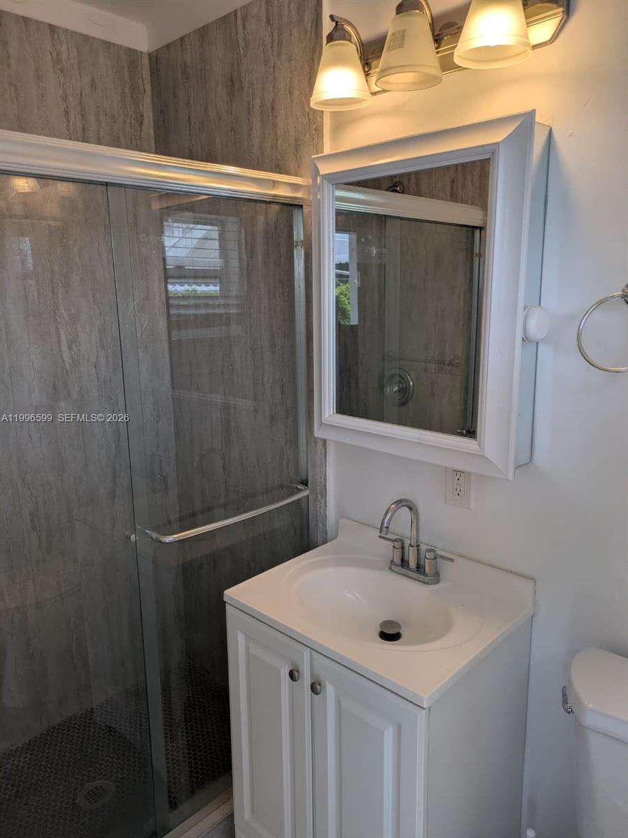 2116 Monroe Ter, Hollywood, FL 33020 | Picture 15