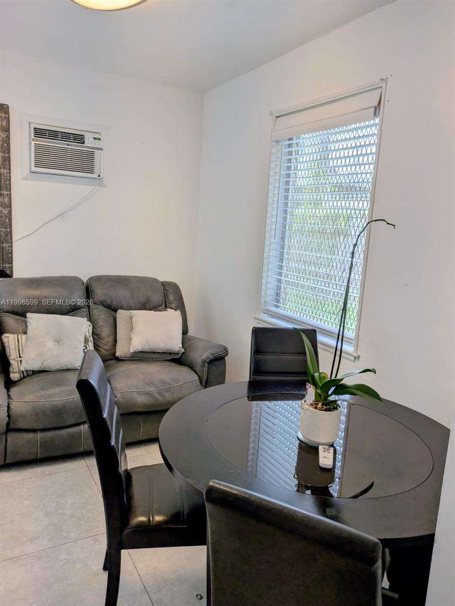 2116 Monroe Ter, Hollywood, FL 33020 | Picture 18