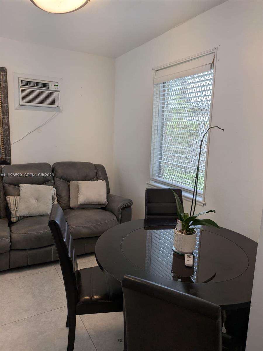 2116 Monroe Ter, Hollywood, FL 33020 | Picture 7