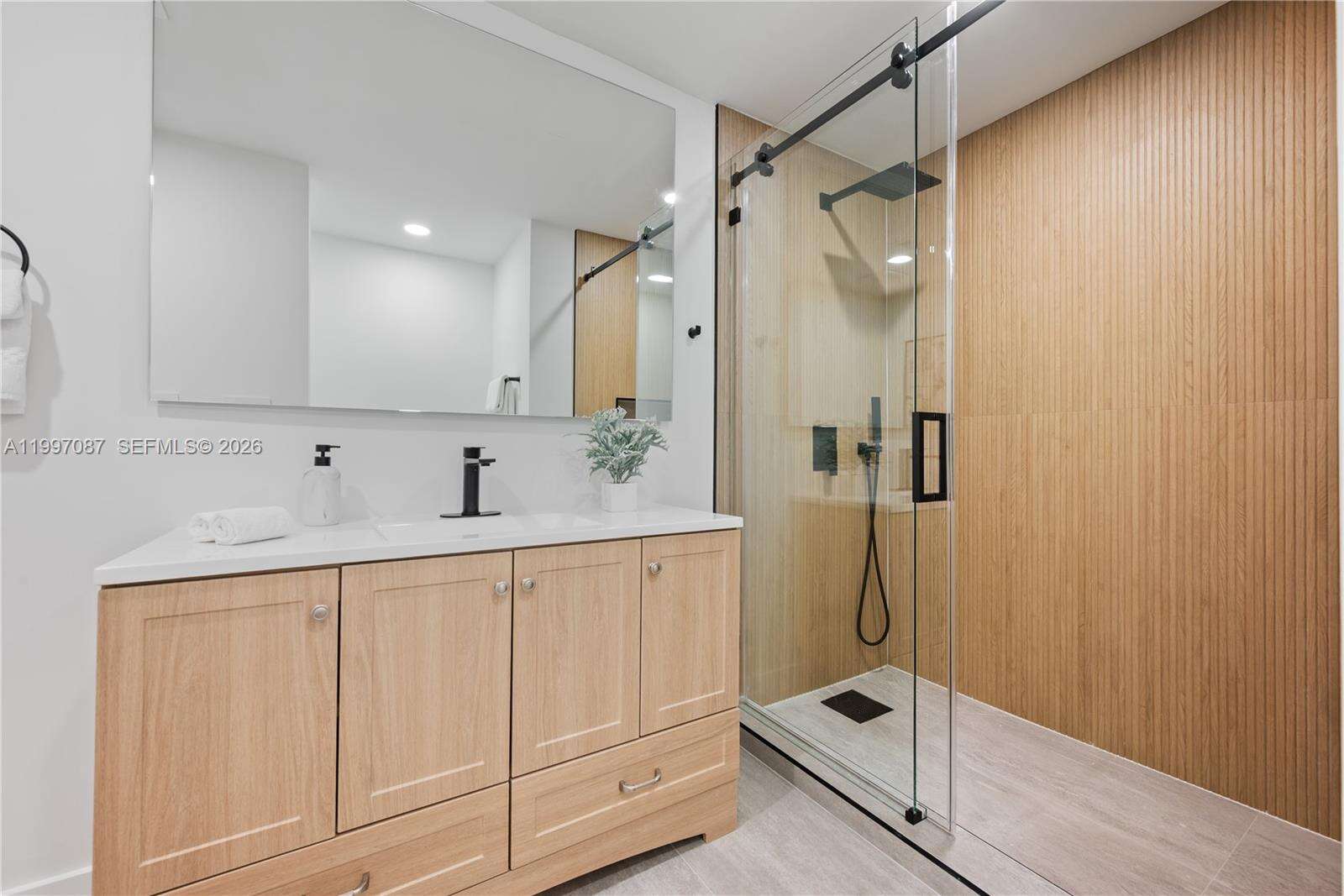 1405 Lenox Ave, Miami Beach, FL 33139 - For Sale photo 17