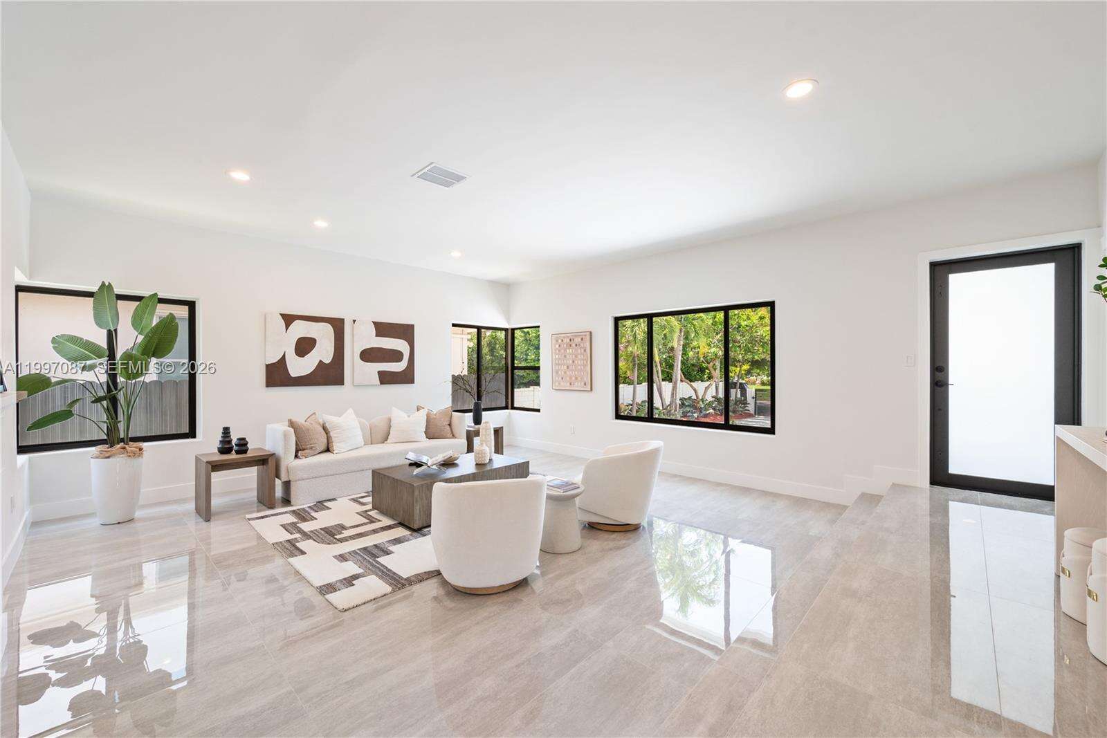 1405 Lenox Ave, Miami Beach, FL 33139 - For Sale photo 5