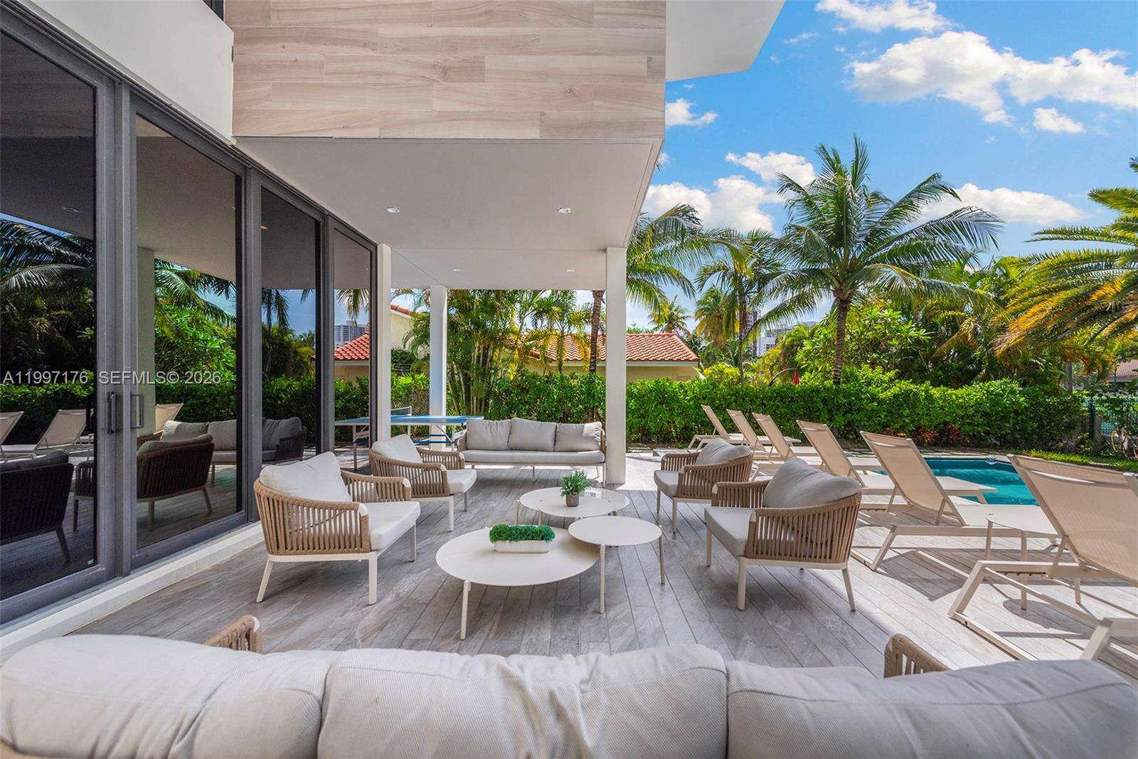 521 Holiday Dr, Hallandale Beach, FL 33009 | Picture 20