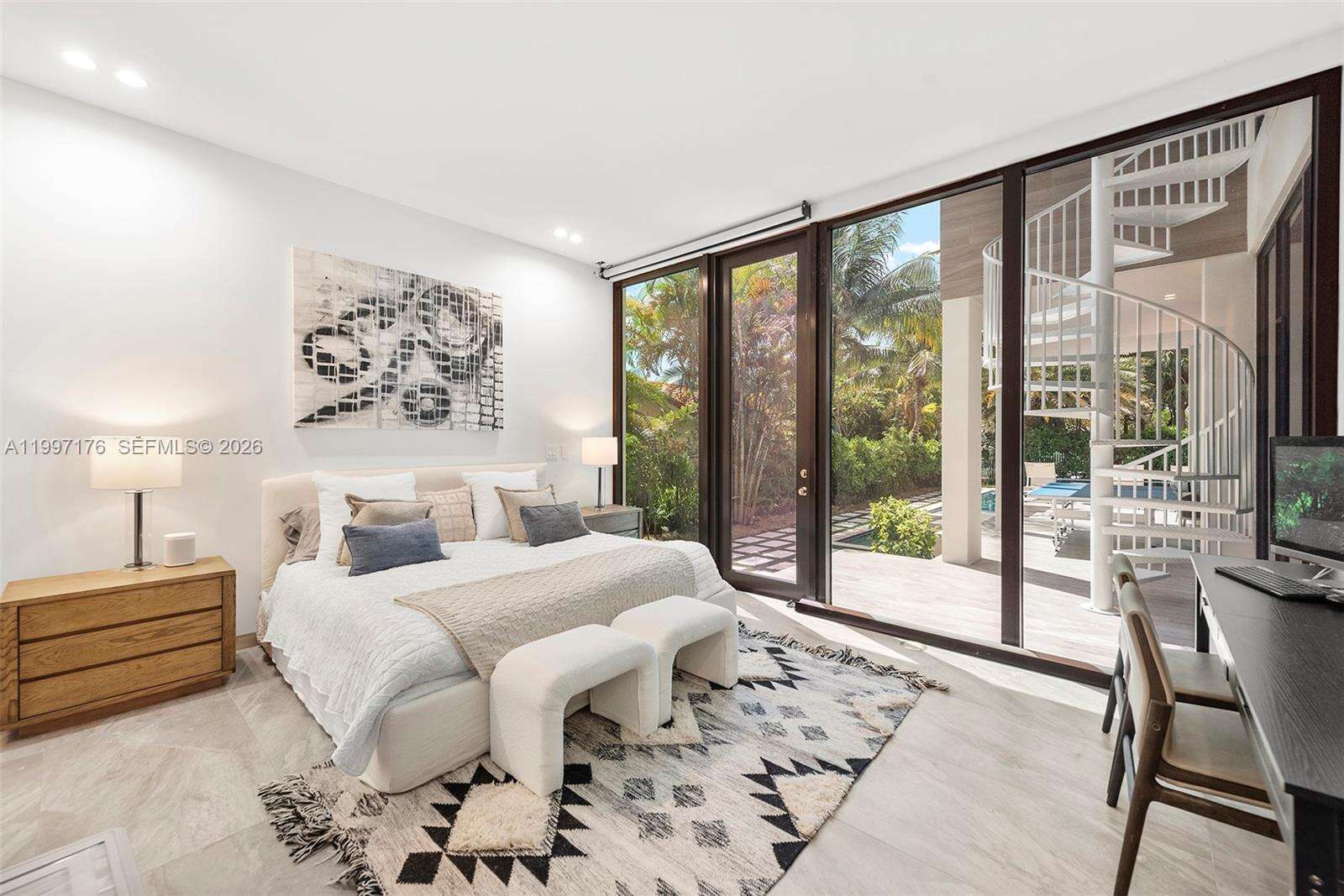 521 Holiday Dr, Hallandale Beach, FL 33009 | Picture 24