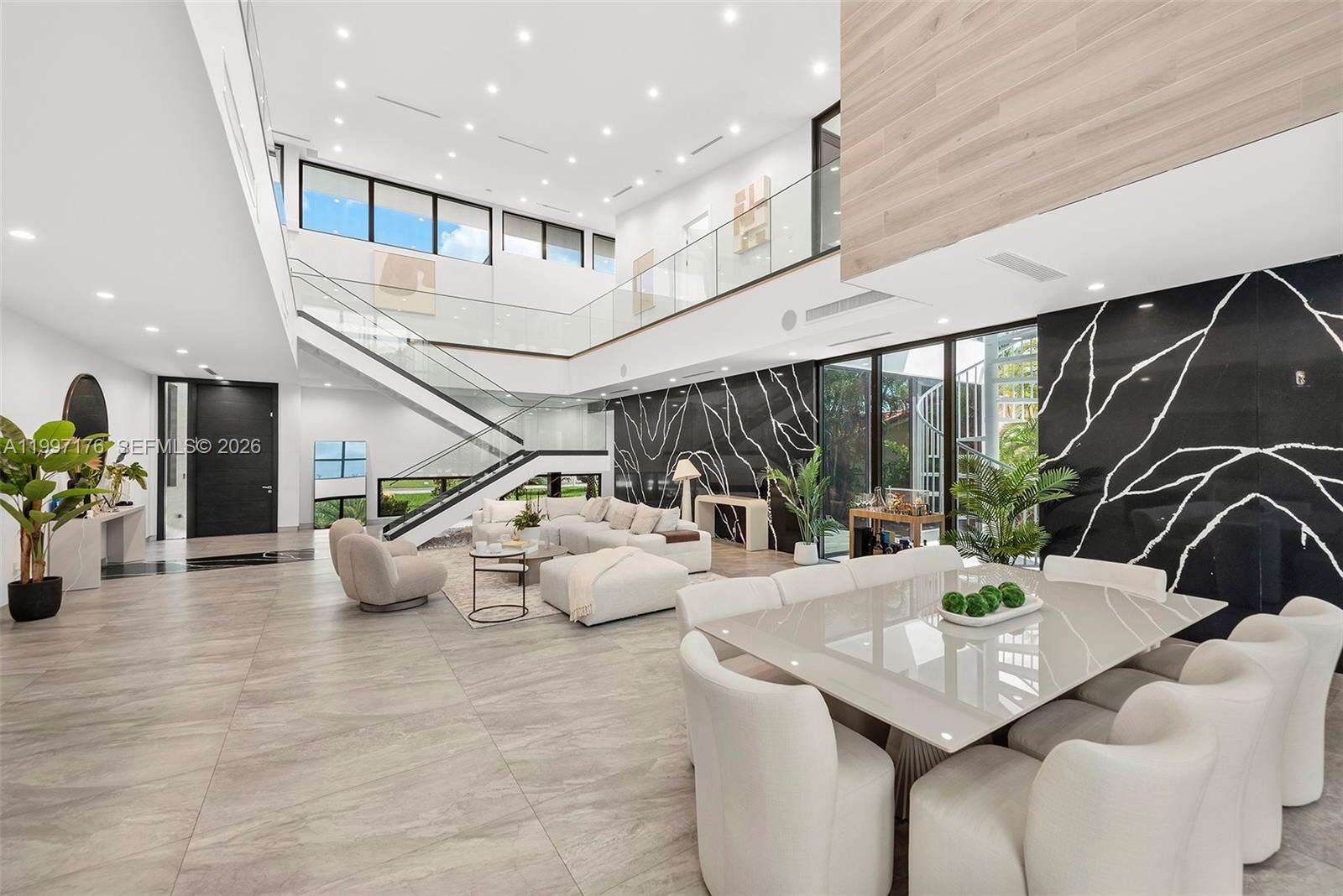 521 Holiday Dr, Hallandale Beach, FL 33009 | Picture 7