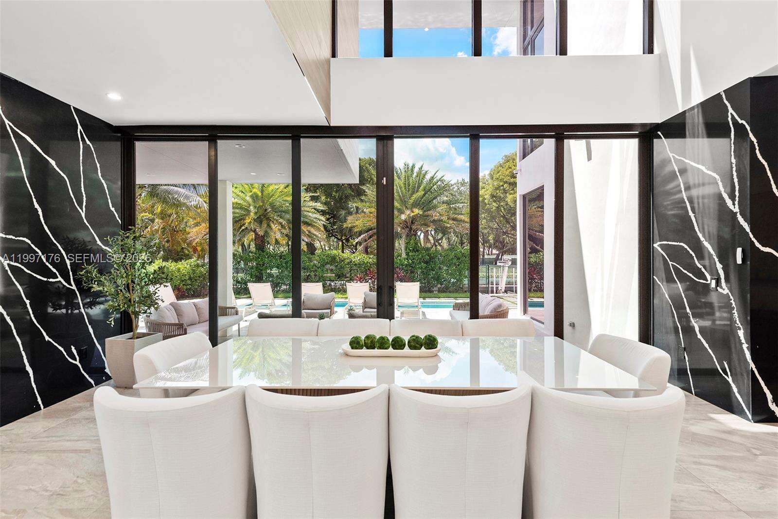 521 Holiday Dr, Hallandale Beach, FL 33009 | Picture 10