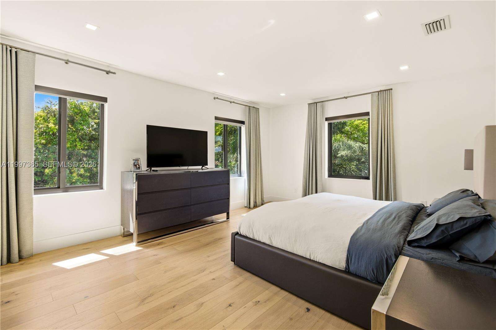 436 88th St, El Portal, FL 33138 | Picture 32