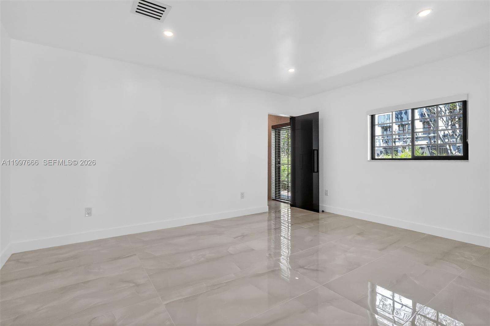 607 Layne Blvd, Hallandale Beach, FL 33009 | Picture 30