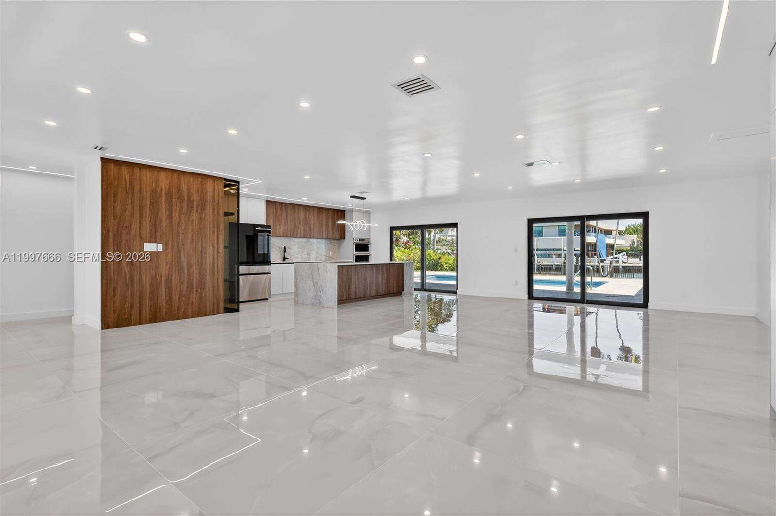 607 Layne Blvd, Hallandale Beach, FL 33009 | Picture 4