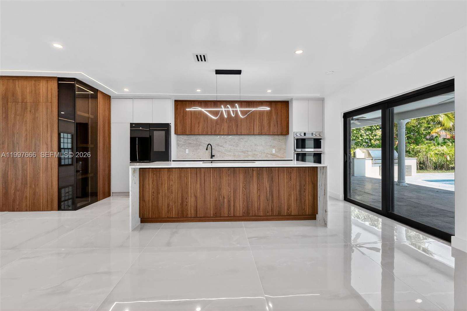 607 Layne Blvd, Hallandale Beach, FL 33009 | Picture 8