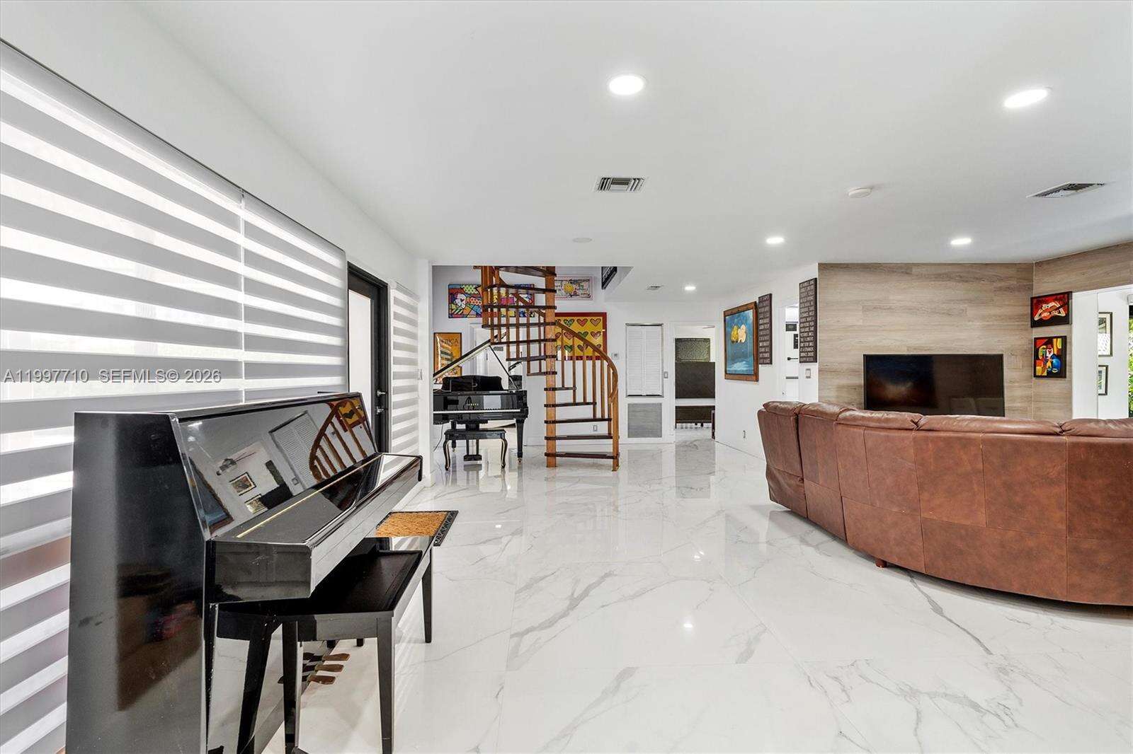 3375 20th Ave, Oakland Park, FL 33306 - For Sale photo 3