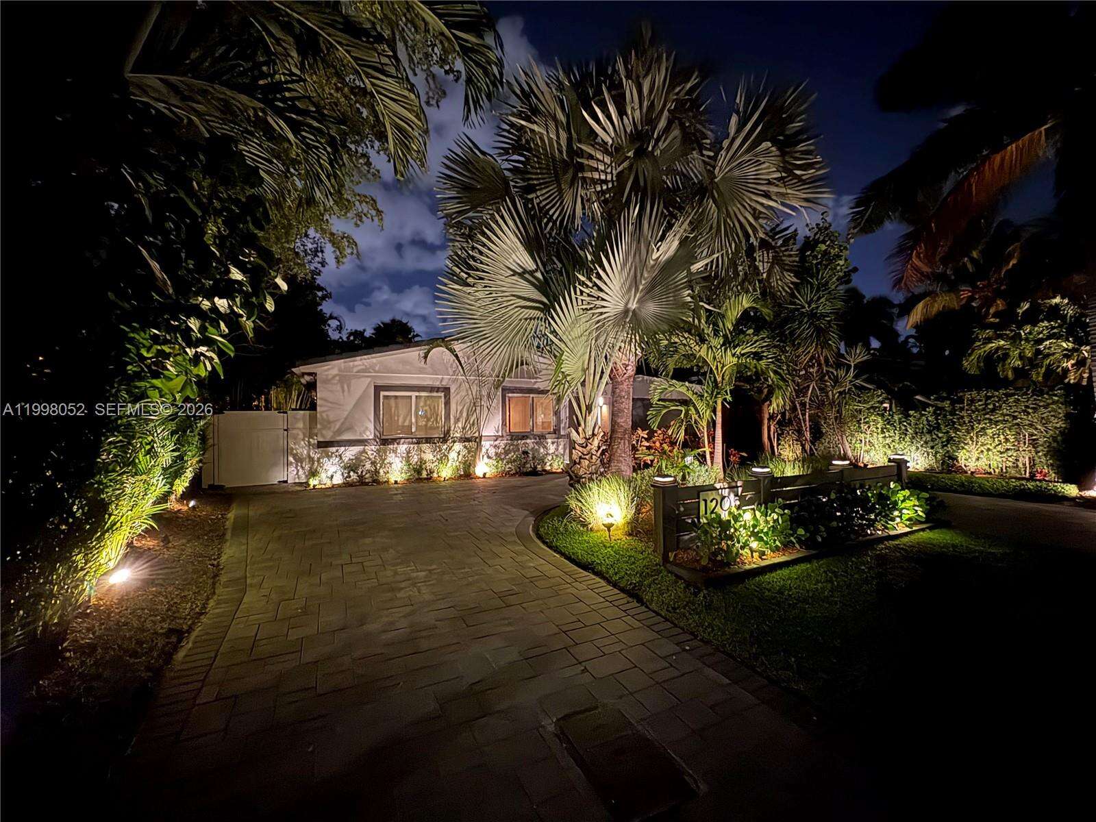 1205 17th Ter, Fort Lauderdale, FL 33304 | Picture 2