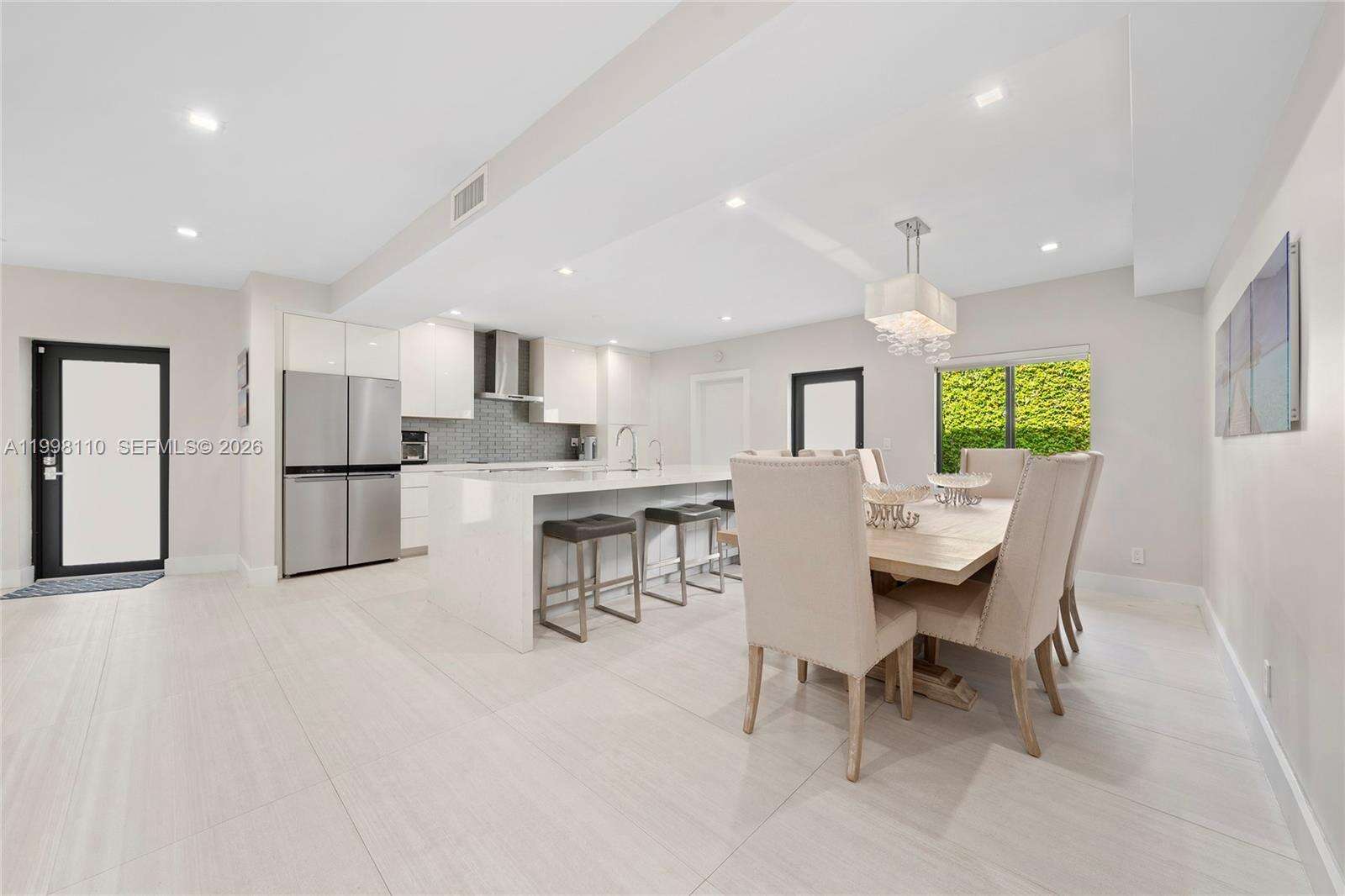 3141 Bay Rd, Miami Beach, FL 33140 | Picture 2