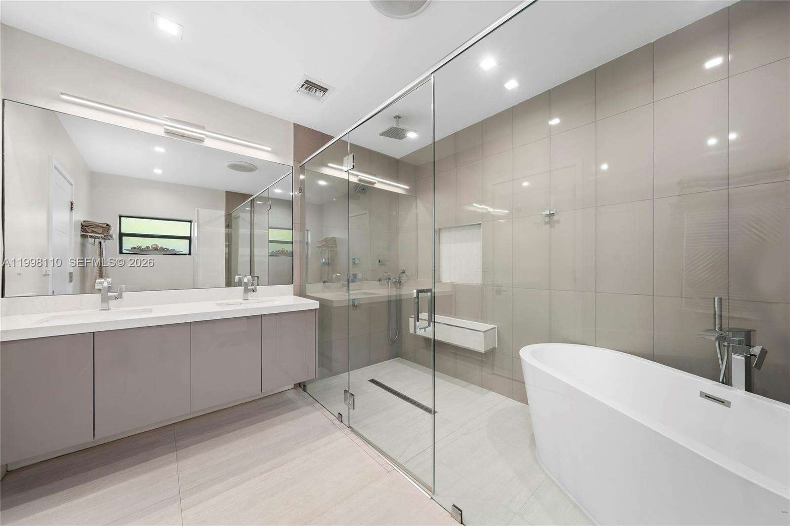 3141 Bay Rd, Miami Beach, FL 33140 | Picture 15